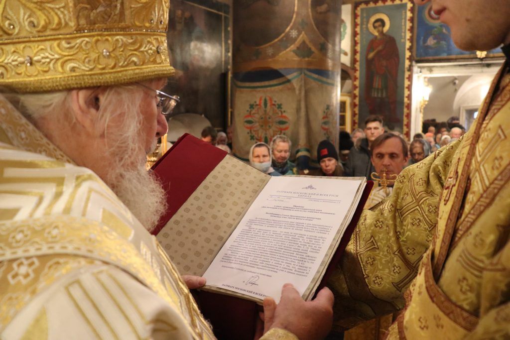 В день памяти святителя Николая чудотворца епископ Гурий совершил Литургию
