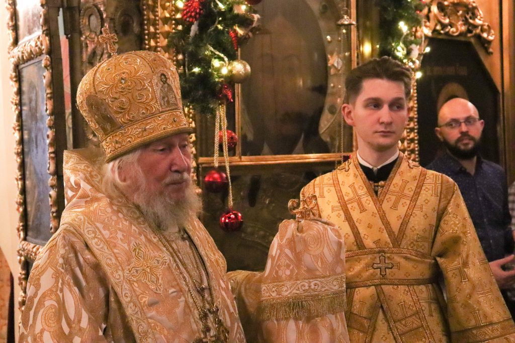 В праздник Рождества Христова епископ Гурий совершил Божественную литургию