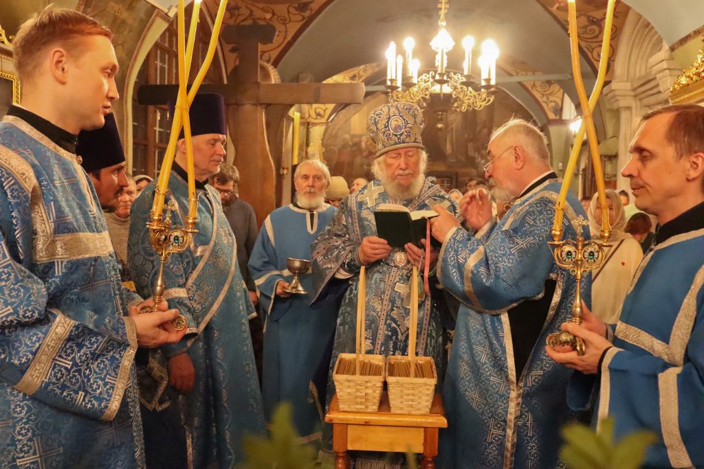 Праздник Сретения Господа Бога и Спаса нашего Иисуса Христа